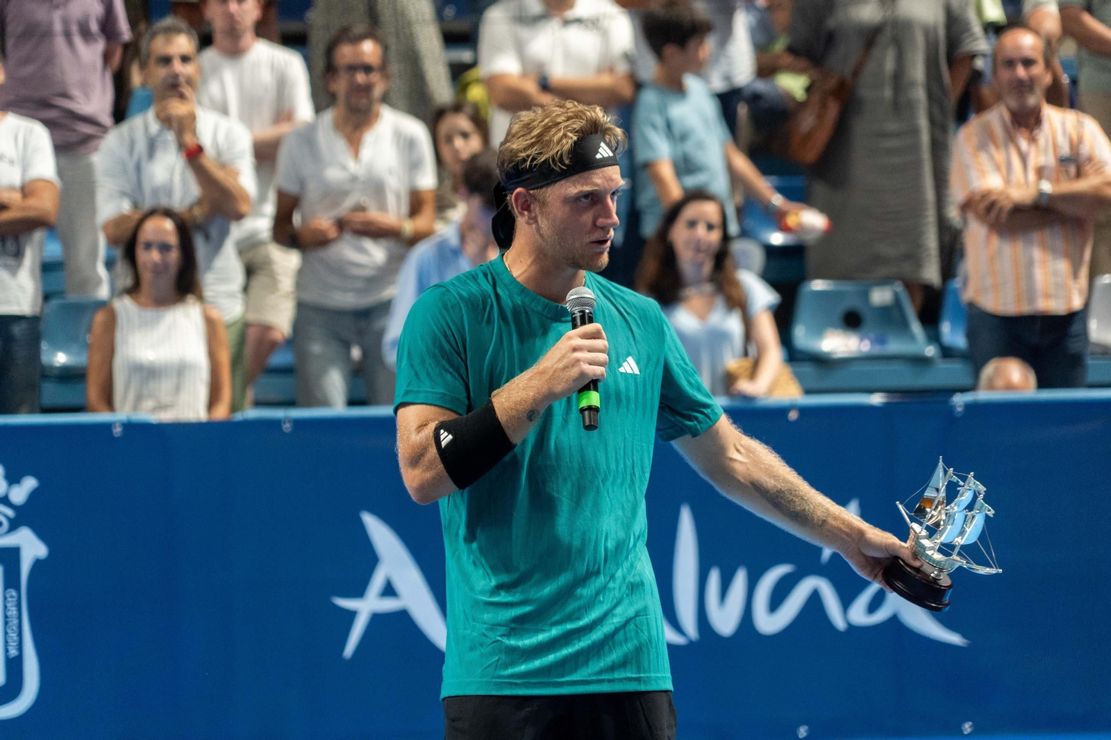 Imágenes de la final masculina de la Copa del Rey de tenis entre Daniil Medvedev y Alejandro Davidovich