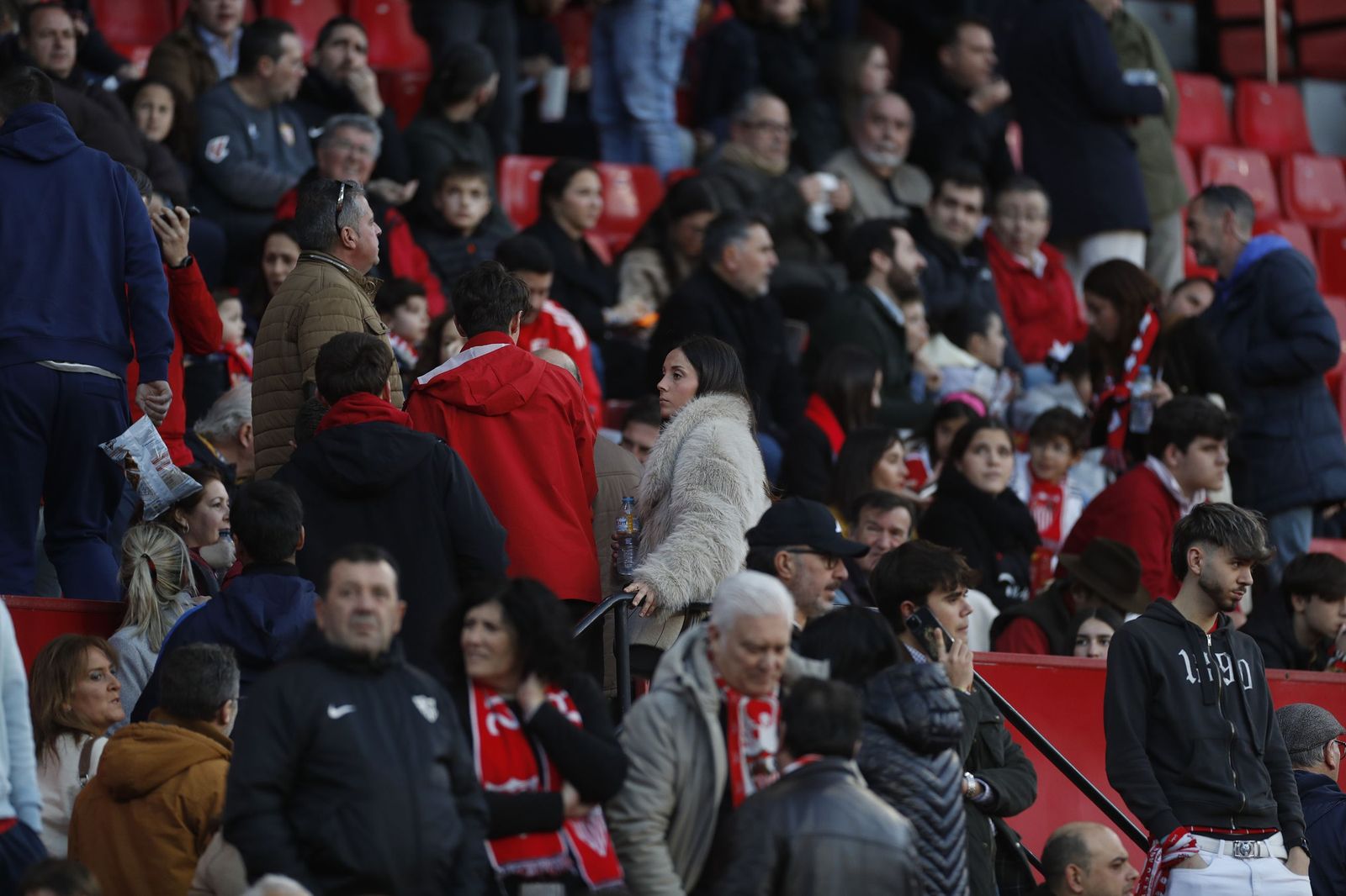 Búscate en las fotos del Sevilla FC - Alavés