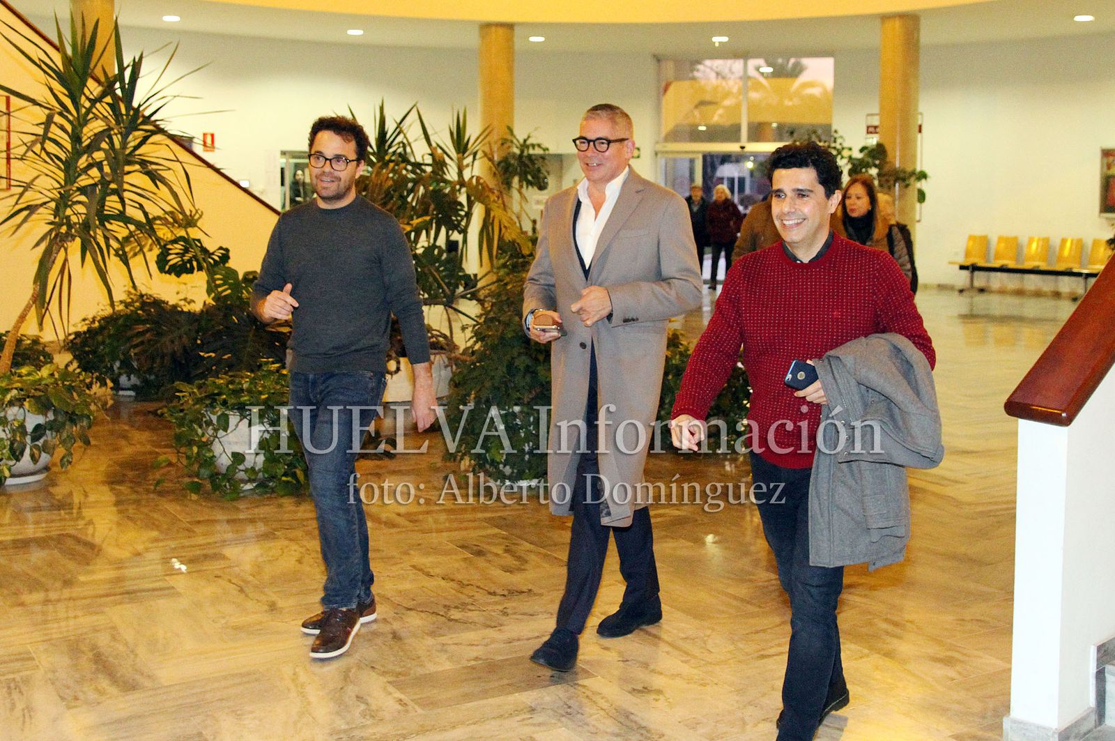 Boris Izaguirre presenta "Tiempo de Tormentas" en la Universidad de Huelva, en imágenes