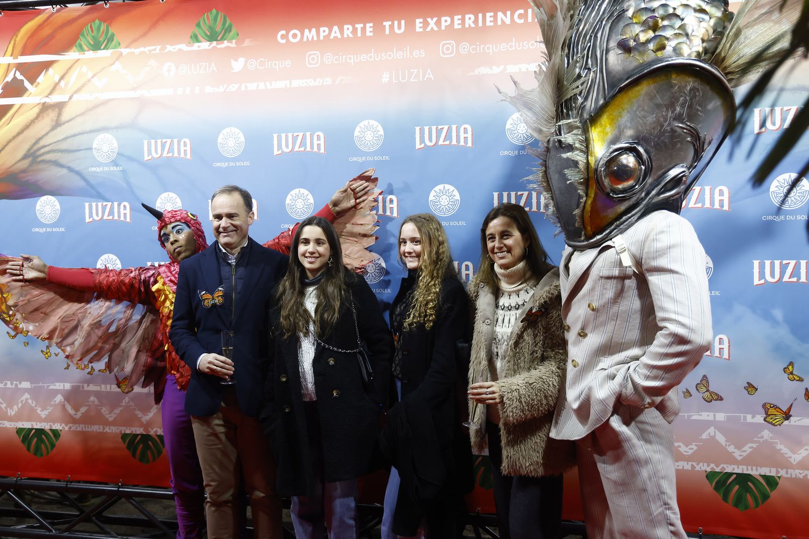 Búscate en el photocall del Circo del Sol