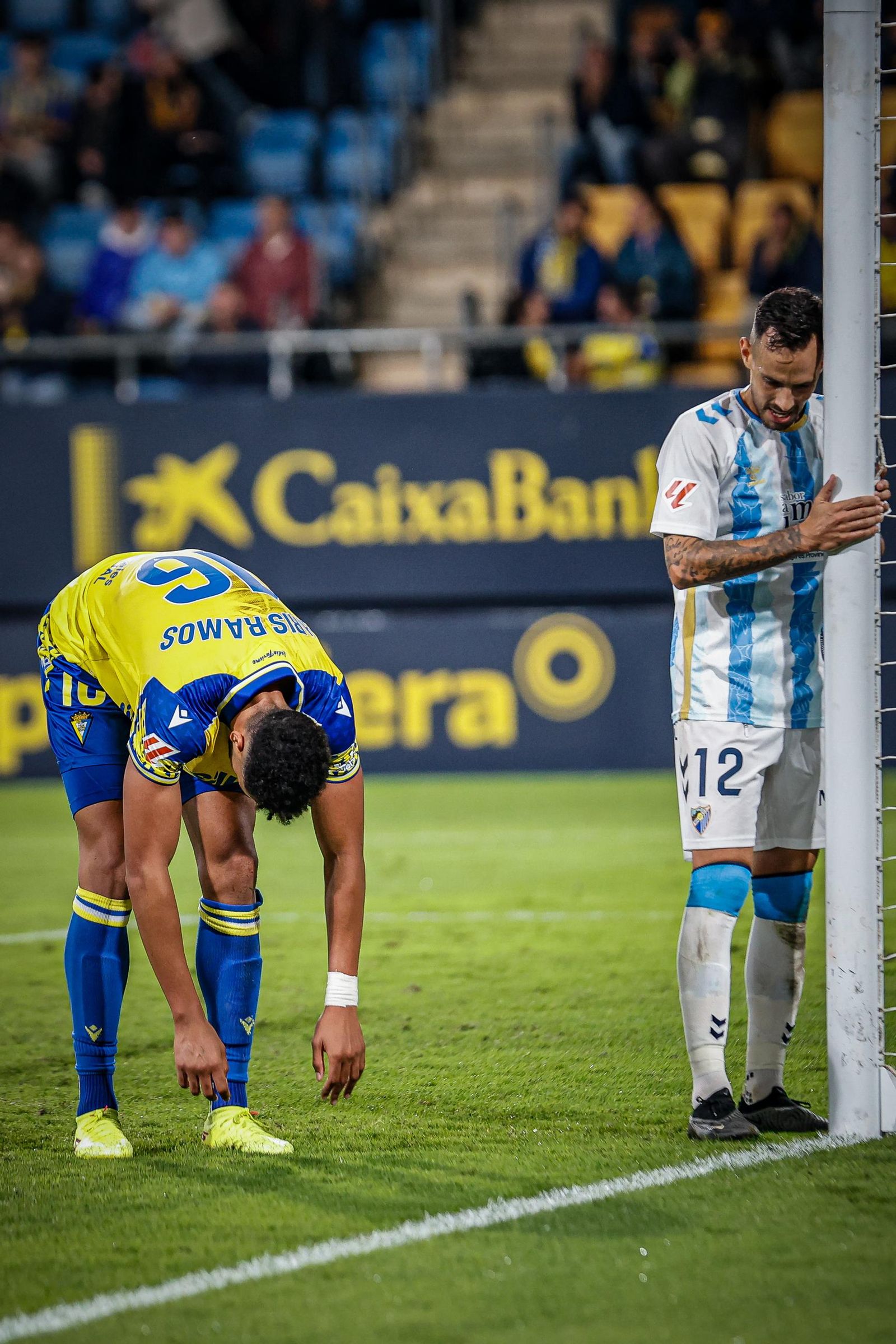 Búscate entre las imágenes del partido de futbol Cádiz CF - Málaga CF