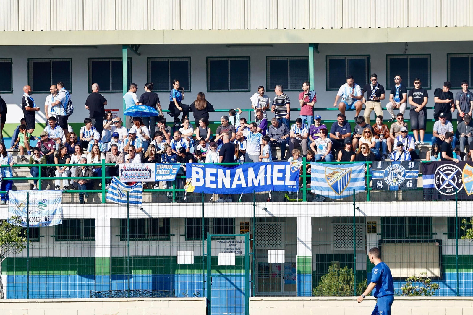 Loren, Chupete, Izan Merino, mucha afición... El Atlético Malagueño, apoyado en Mijas