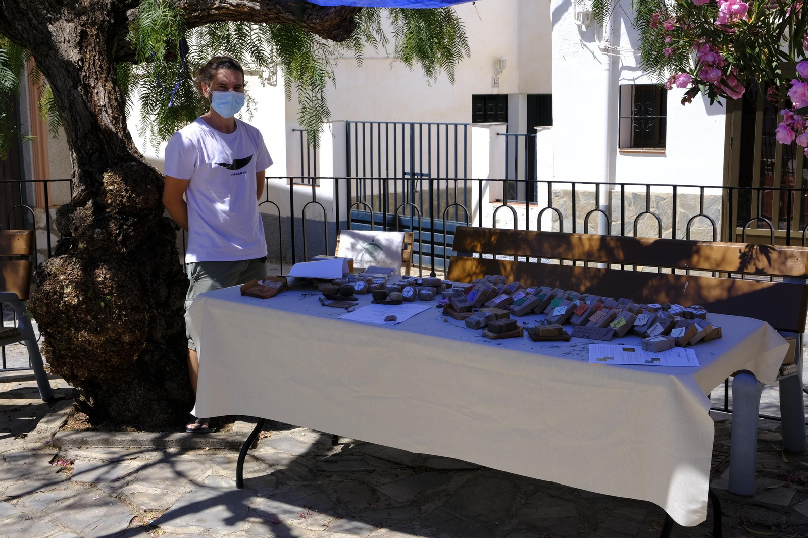 Fotogalería del ecomercado de Almócita. Almería