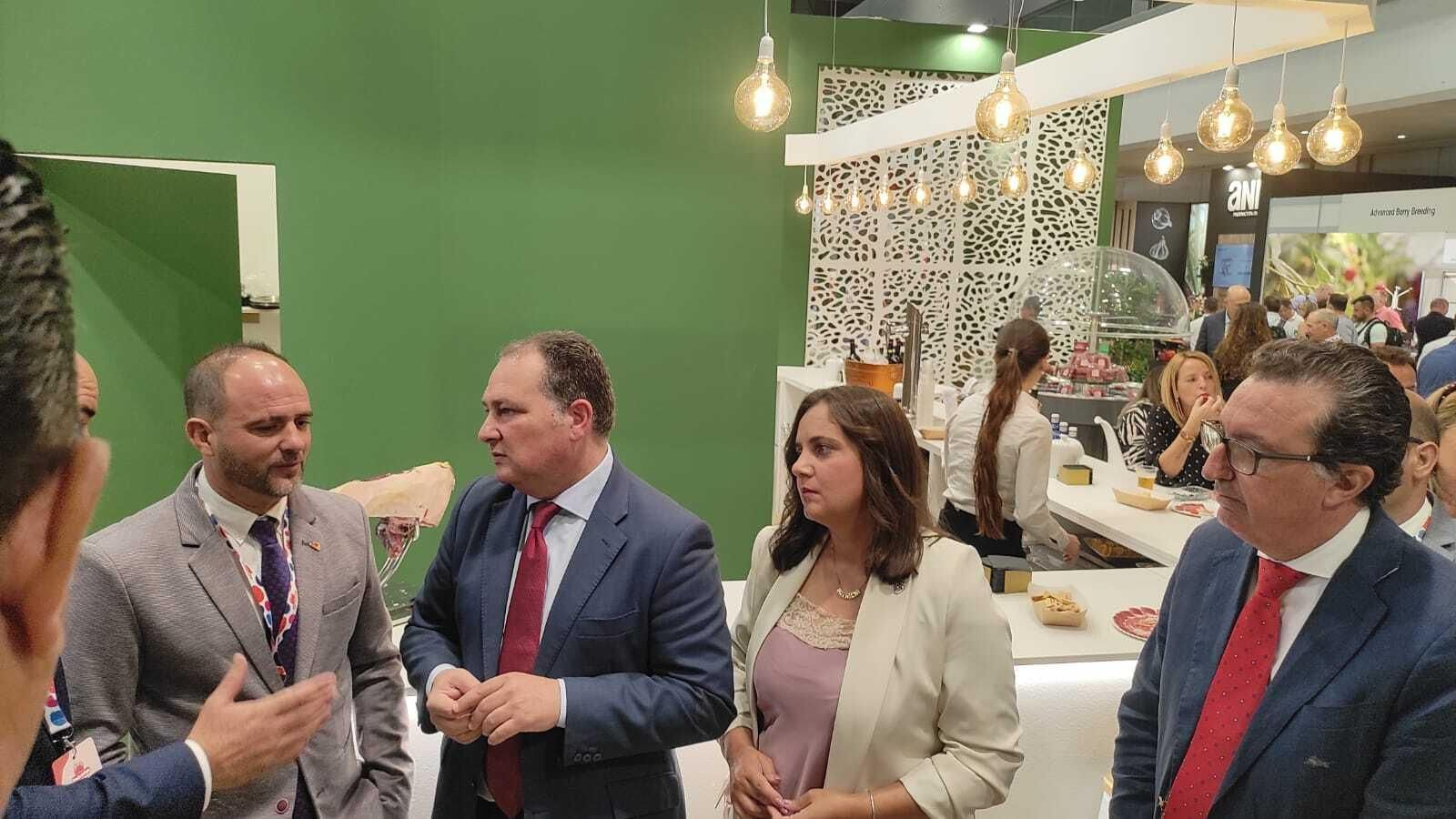 La presencia de Huelva en el primer día de Fruit Atracttion, en imágenes