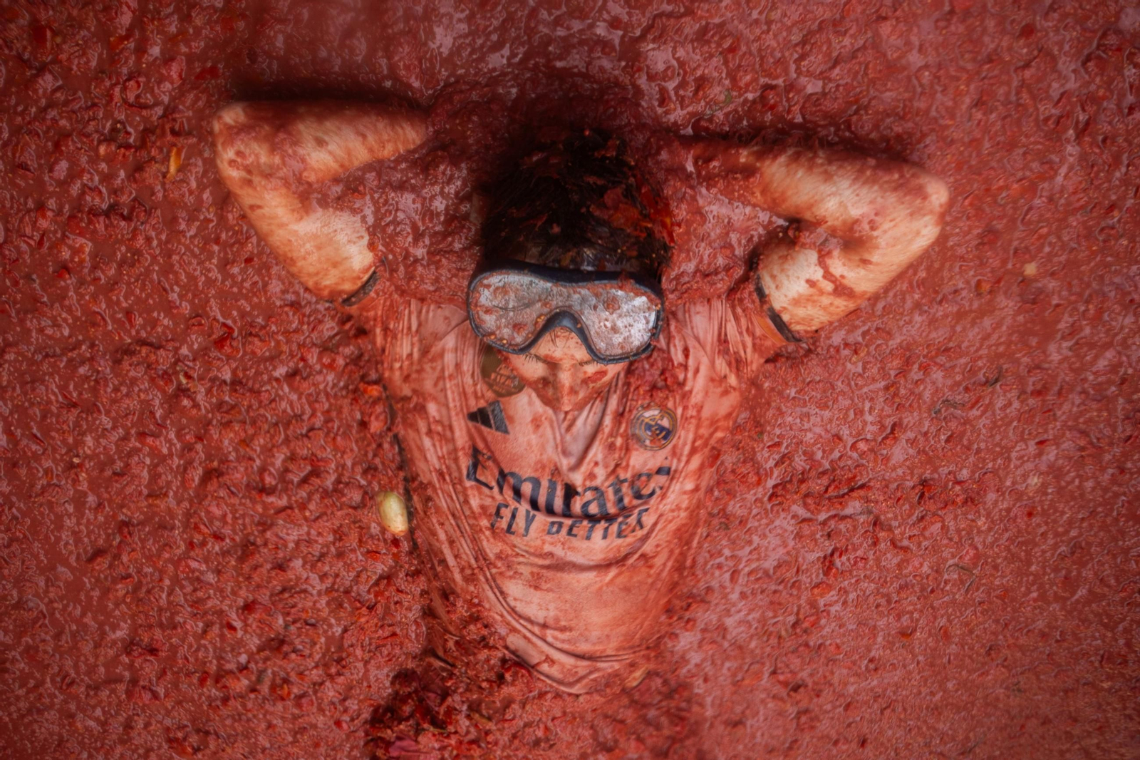 Las mejores fotos de la Tomatina de Buñuel 2025