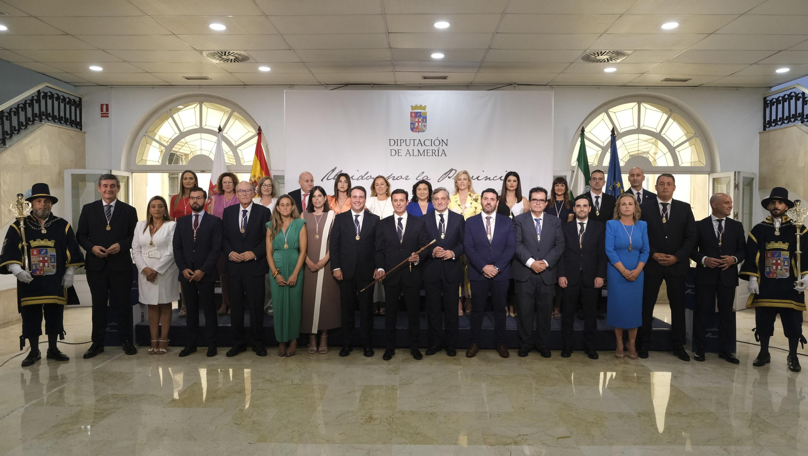 Imágenes del acto de constitución de la Diputación de Almería