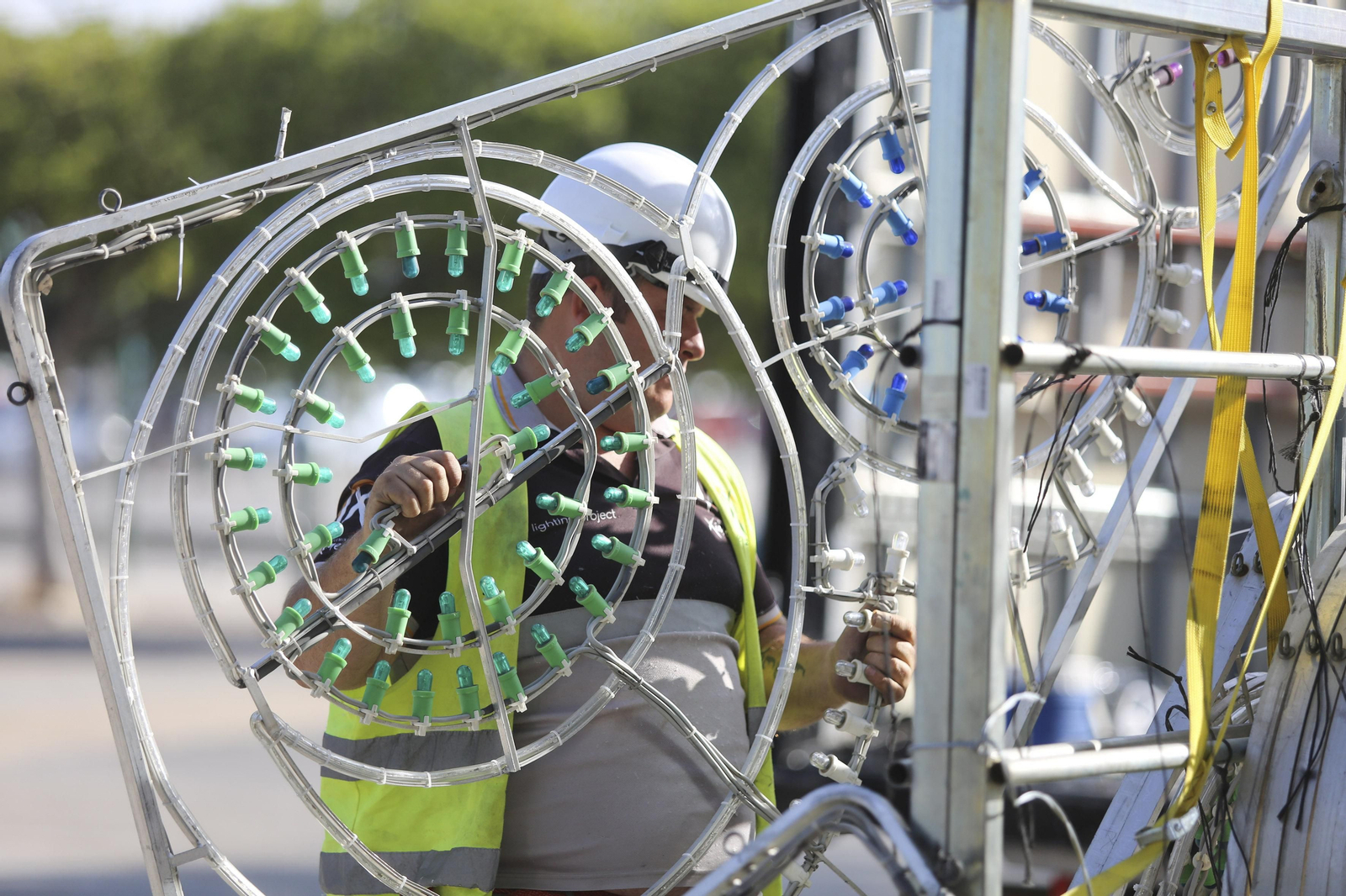 Las fotos de los preparativos para la Feria de Málaga 2019