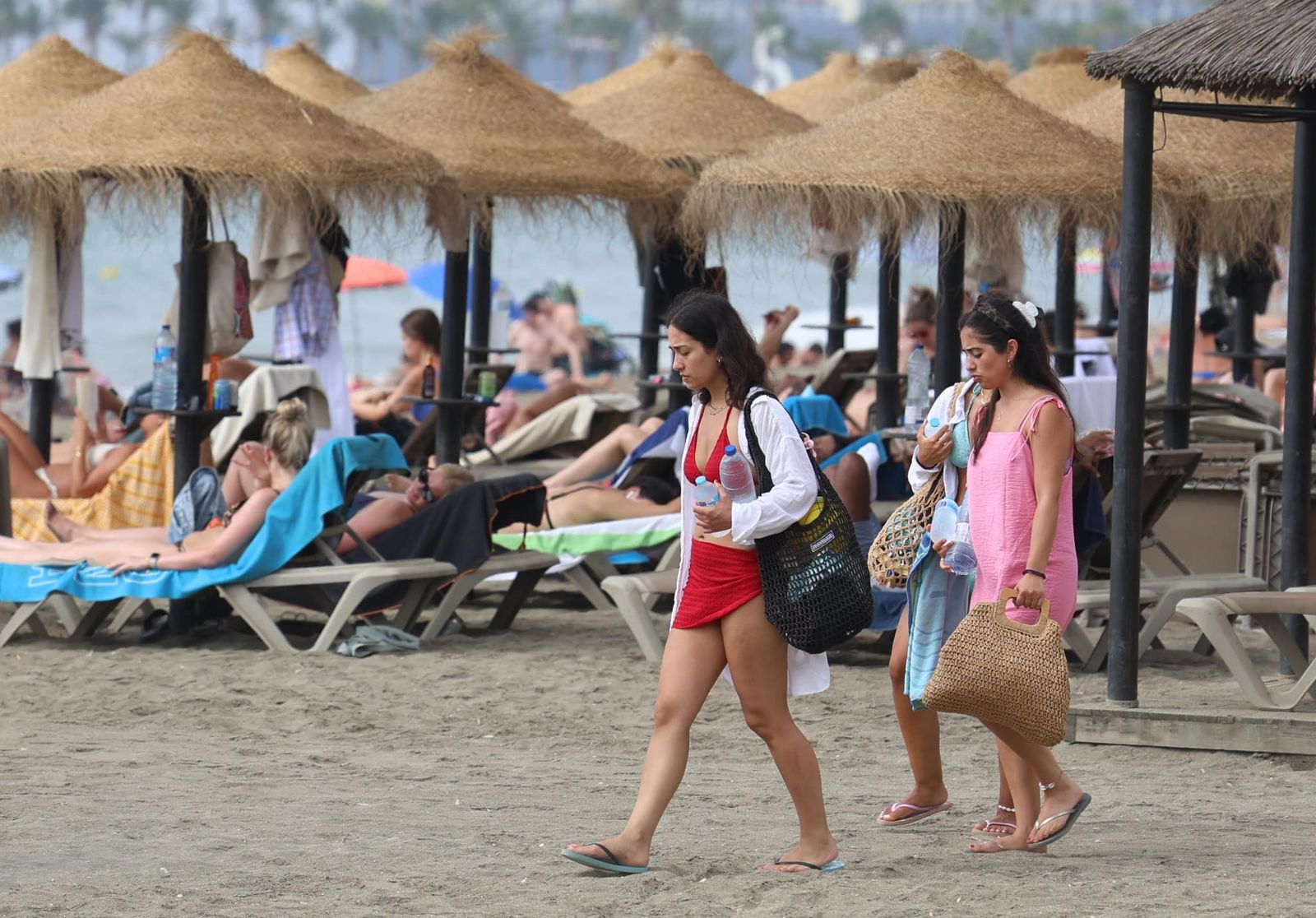 Playas llenas en Málaga.