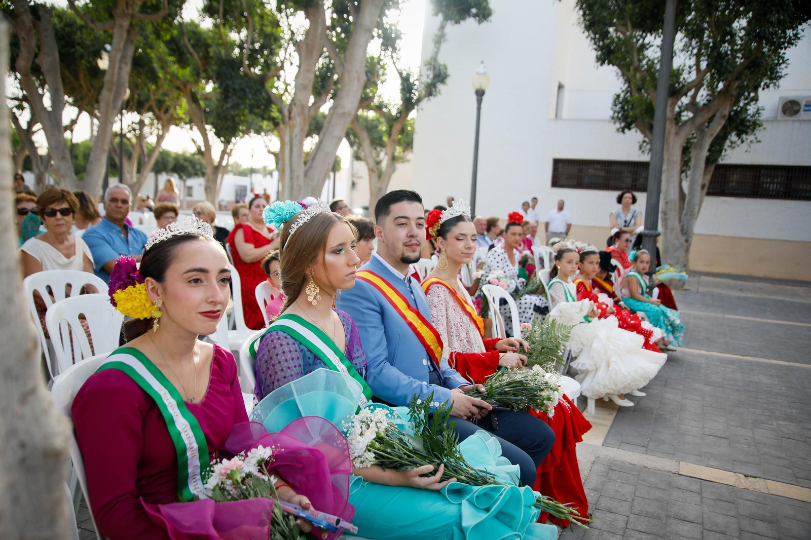 Ofrenda floral y misa durante la última jornada de las fiestas de Campohermoso Ofrenda floral y misa durante la última jornada de las fiestas de Campohermoso