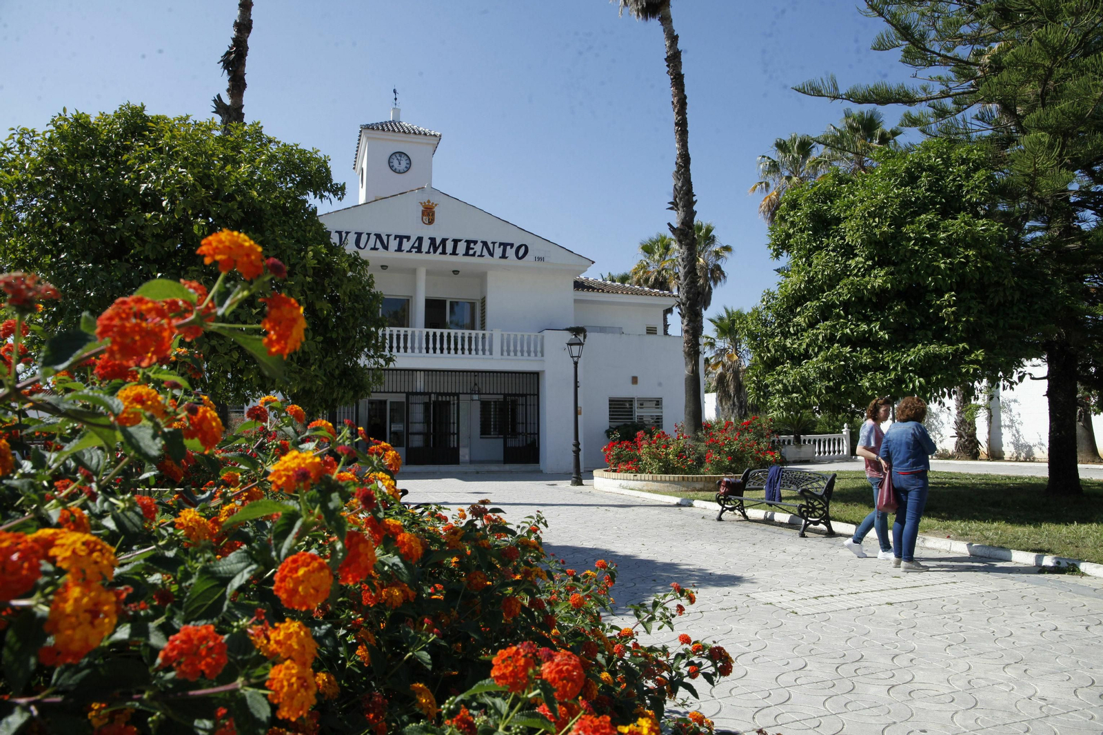 El Ayuntamiento de Espartinas, uno de los municipios en el que el acuerdo para investir a alcalde se está negociando todavía.