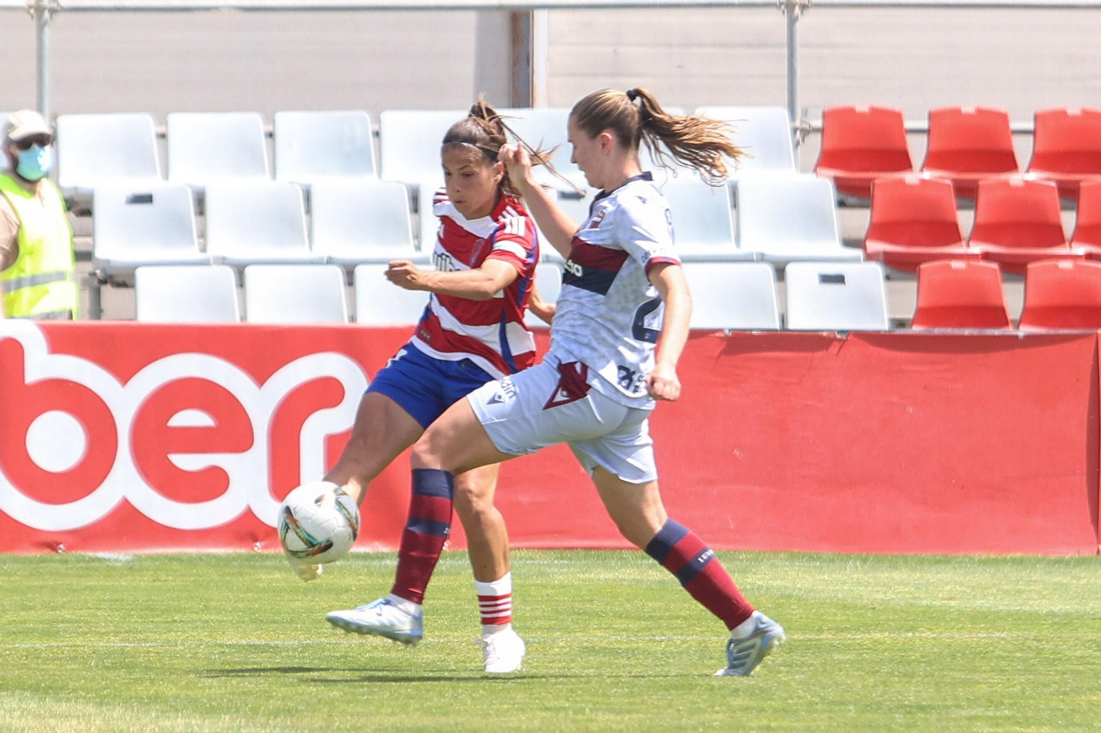 Las mejores imágenes del Granada CF-Levante UD