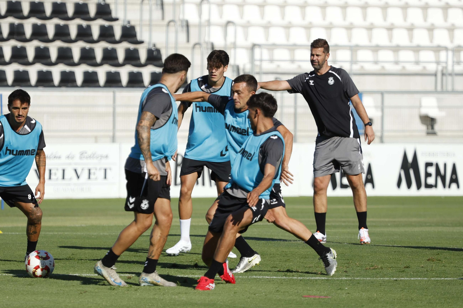 Las fotografías del primer entrenamiento de la Balona 2025-2026