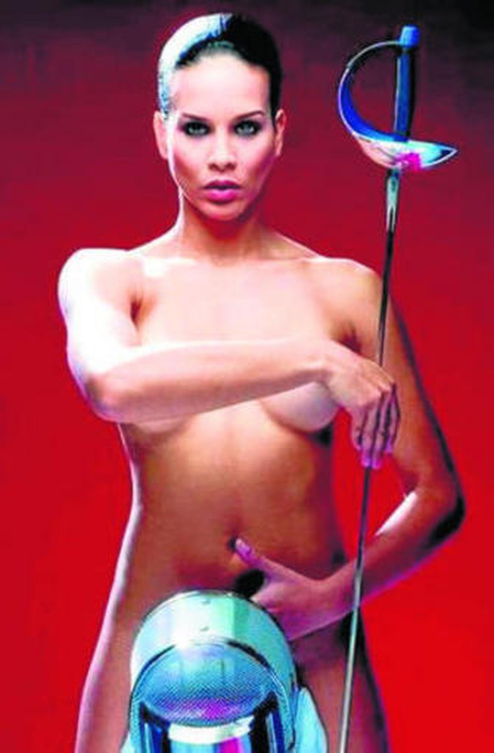 La nueva ministra de Deportes posó semidesnuda en 2008.