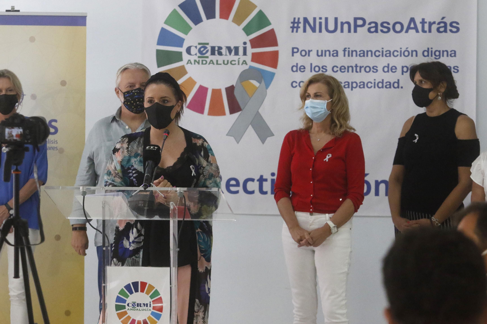 Representantes de los centros cordobeses presentan la campaña por el precio del coste plaza. Representantes de los centros cordobeses presentan la campaña por el precio del coste plaza.