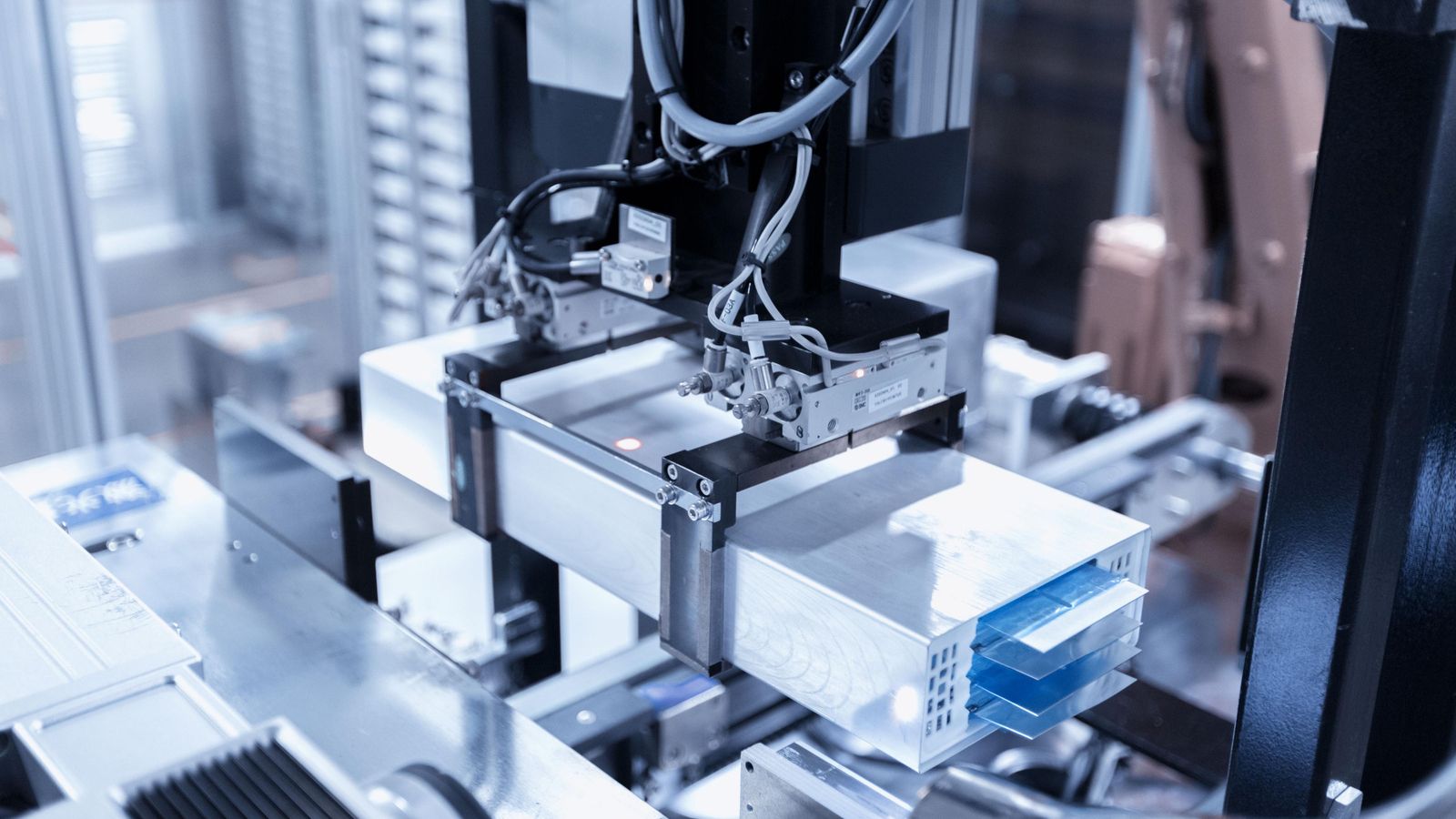 BYD hoy suministra las celdas de tipo LFP que fabrica a diferentes marcas, pero también quiere tener un papel relevante en el mercado de las de iones de sodio.