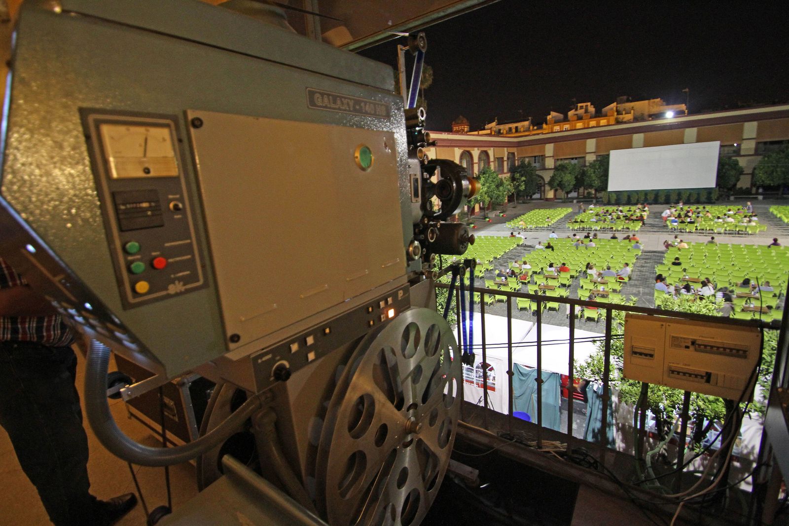 El cine de verano del patio de la Diputación