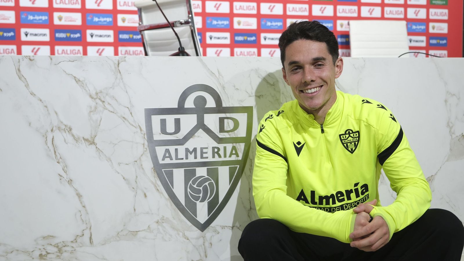 Sergio Arribas: "Mi futuro depende de lo que quiera el Almería"