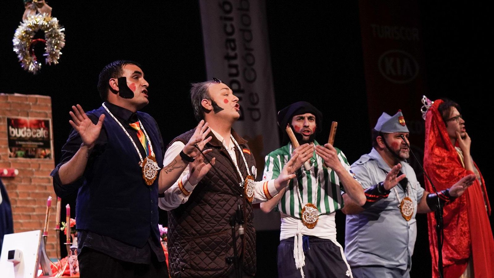 Cuarteto 'Por culpa de la subvención, nos cambiamos de afición'.