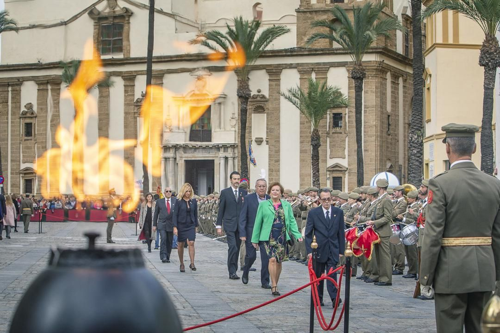 150 años de la llegada a Cádiz del Regimiento de Artillería. Jura de Bandera civil.