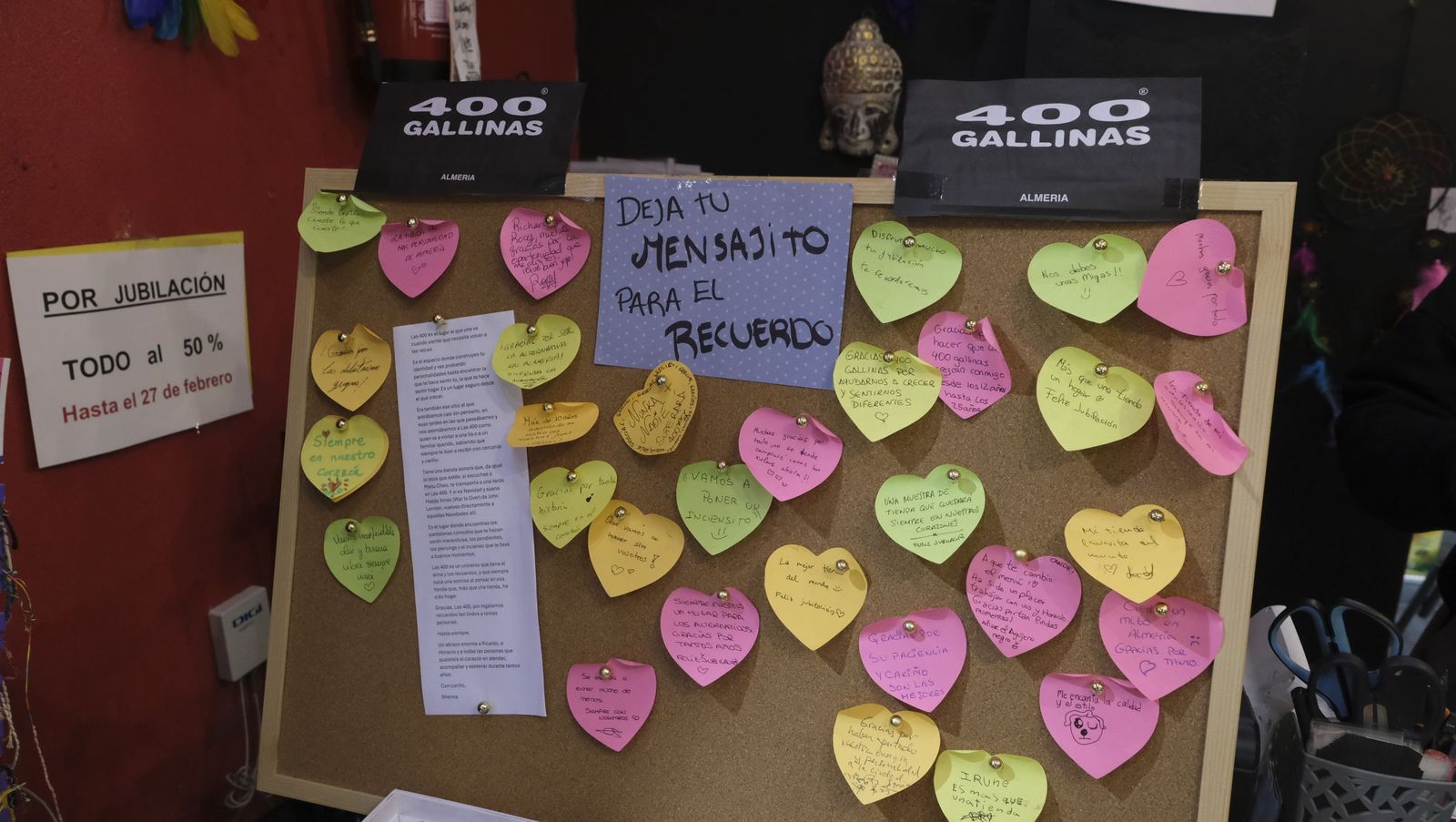 '400 gallinas' echa el cierre tras cerca de tres décadas en Almería, en imágenes