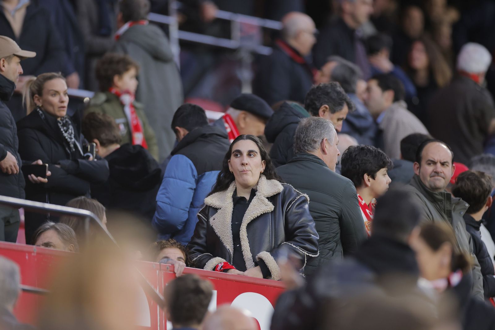 Búscate en las fots del Sevilla fC - Bibao