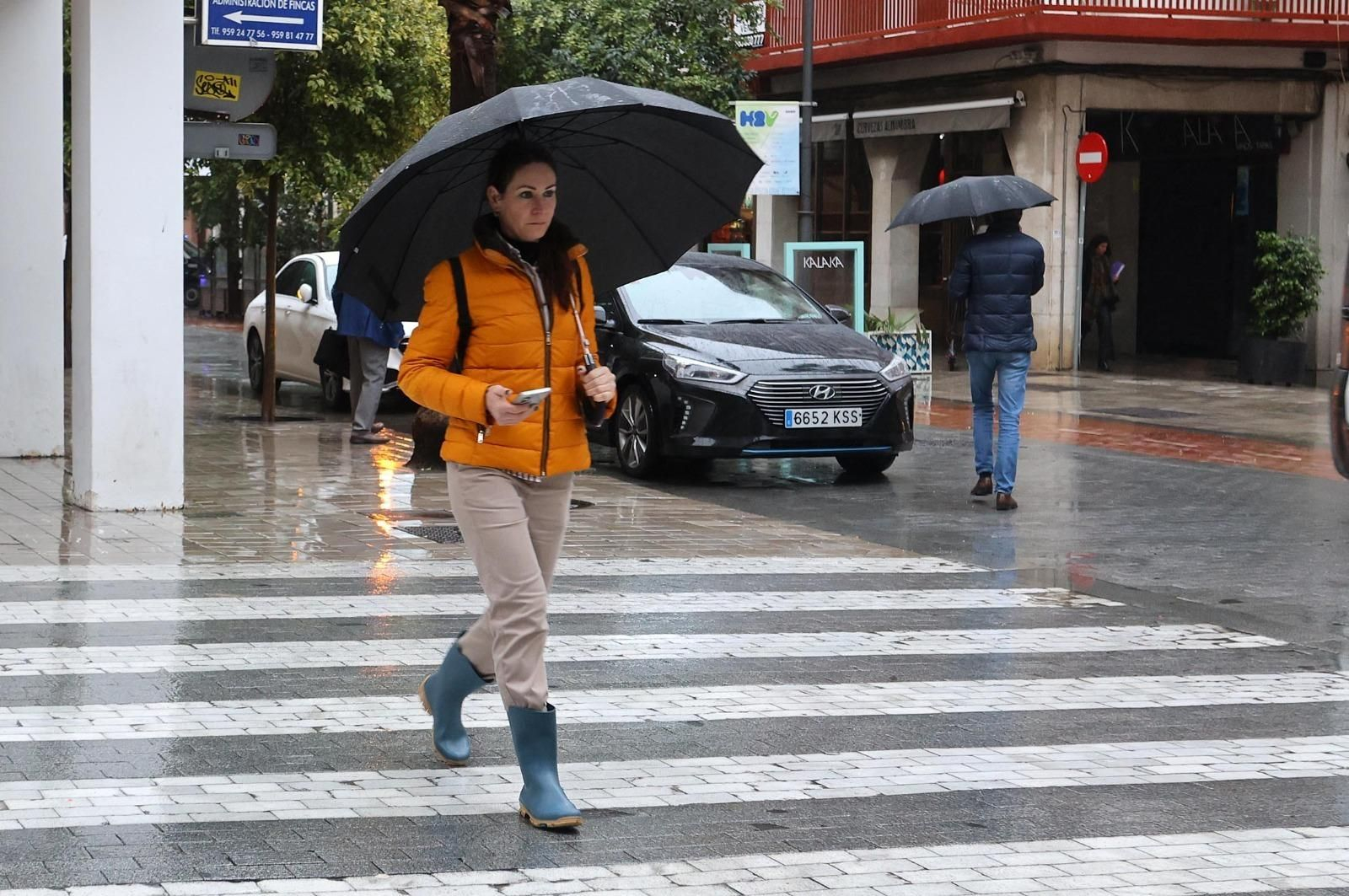 Imágenes del paso de la borrasca 'Karlotta' en Huelva