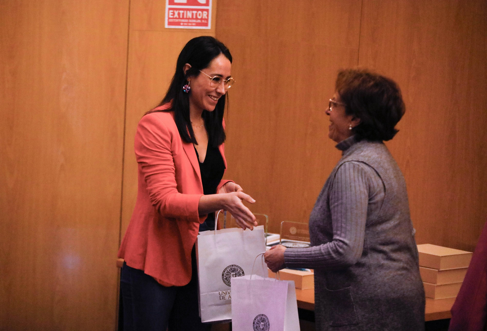 Entrega de distinciones en Salud UAL, en imágenes