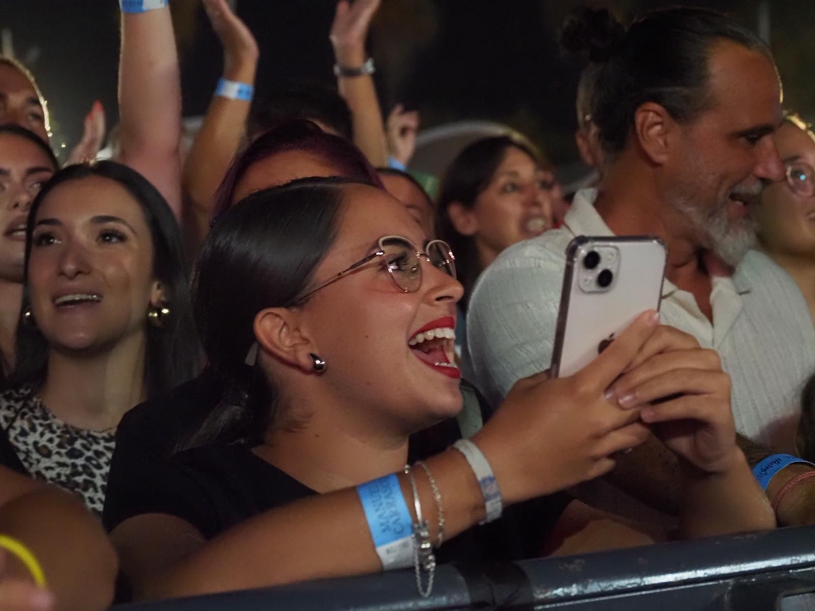 Búscate entre el público del concierto de Manuel Carrasco en Isla Cristina este viernes