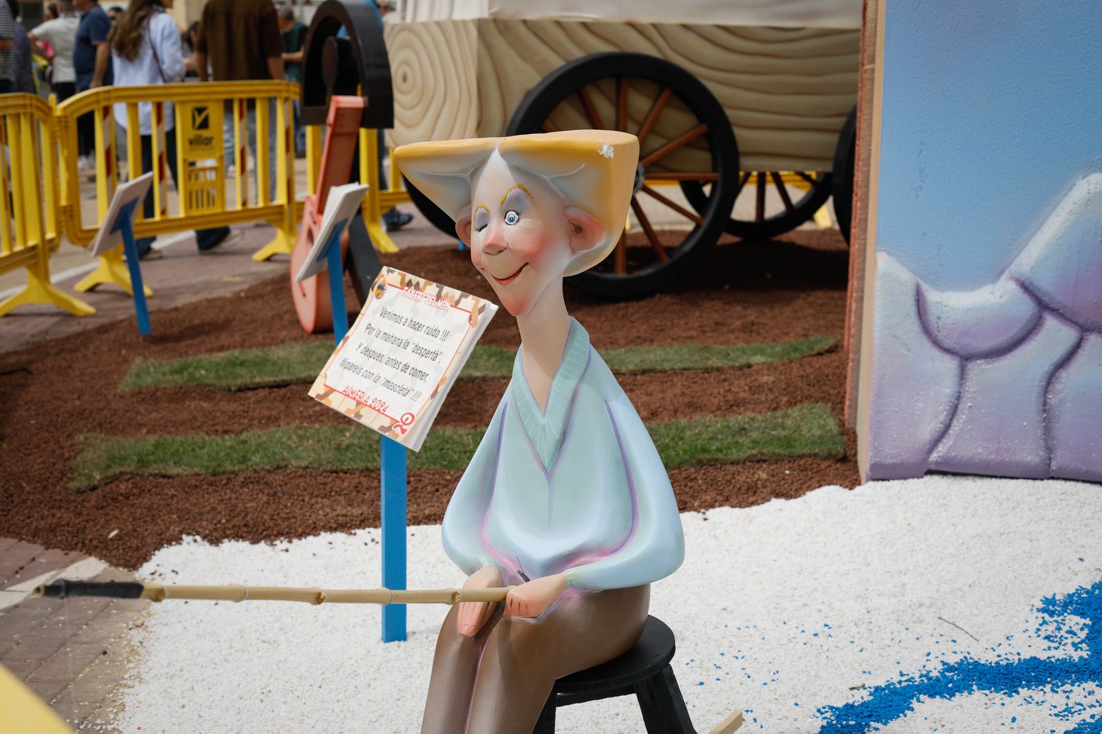 Las mejores imágenes de la "Globotá" en las fallas de Almería