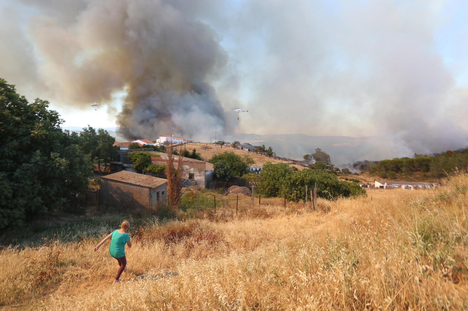 El incendio de Riotinto en imágenes