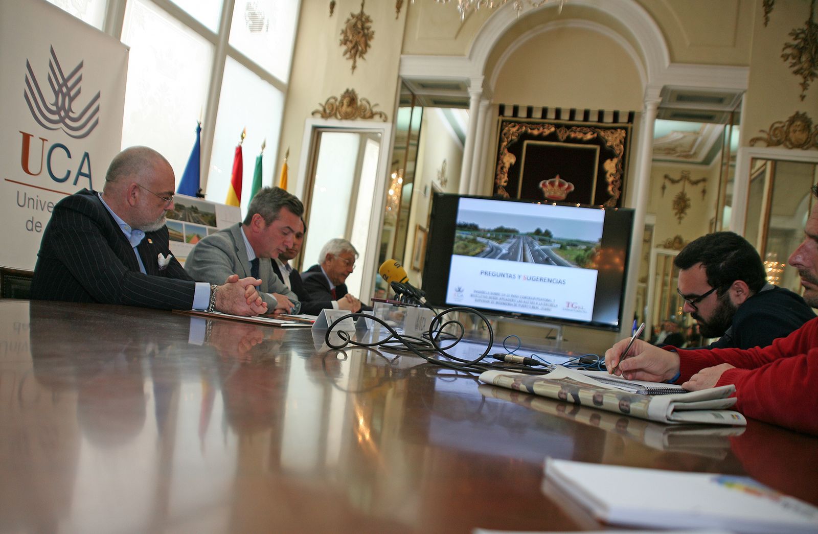 La UCA presenta el proyecto de Pasarela para la ESI 4.