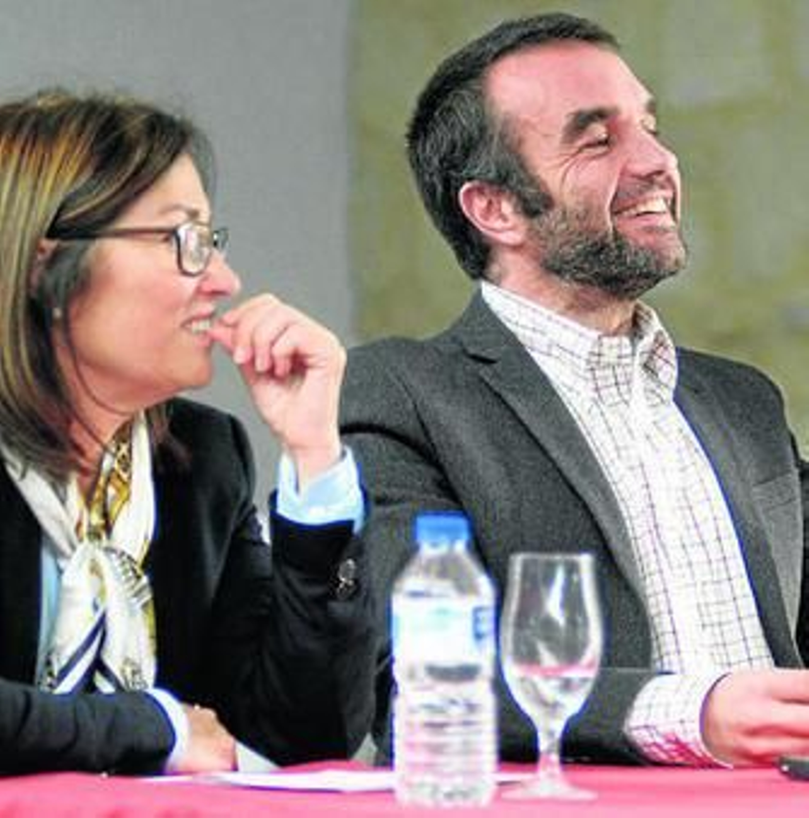 Millán Alegre presentó ayer la Zambomba de la peña Tío José de Paula.