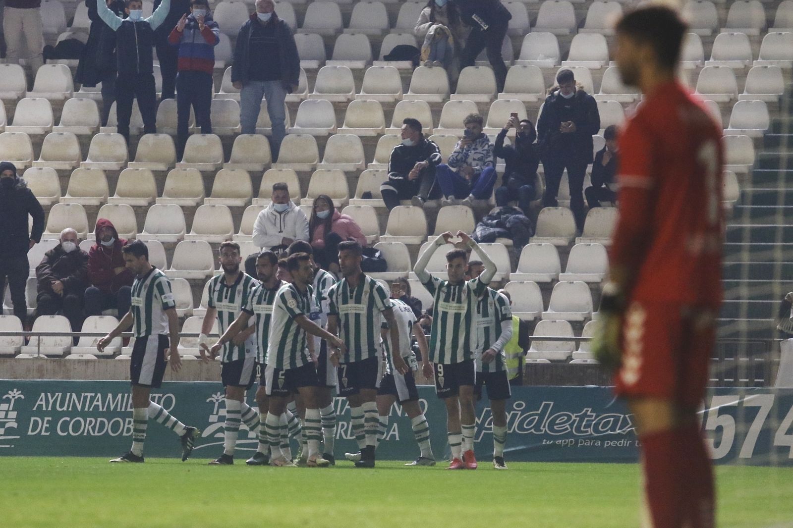 La victoria del Córdoba CF ante el Ebro, en imágenes