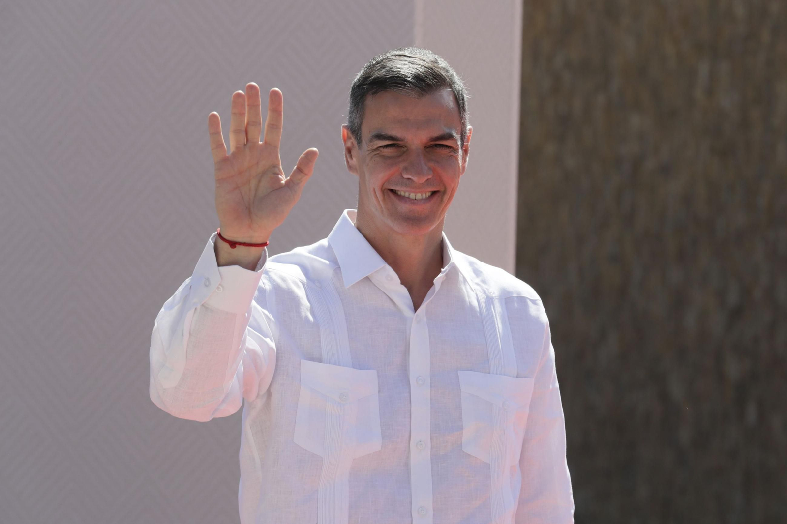 Pedro Sánchez llega a la ceremonia de apertura de la IV Cumbre CELAC-UE en Santa Marta (Colombia). Pedro Sánchez llega a la ceremonia de apertura de la IV Cumbre CELAC-UE en Santa Marta (Colombia).