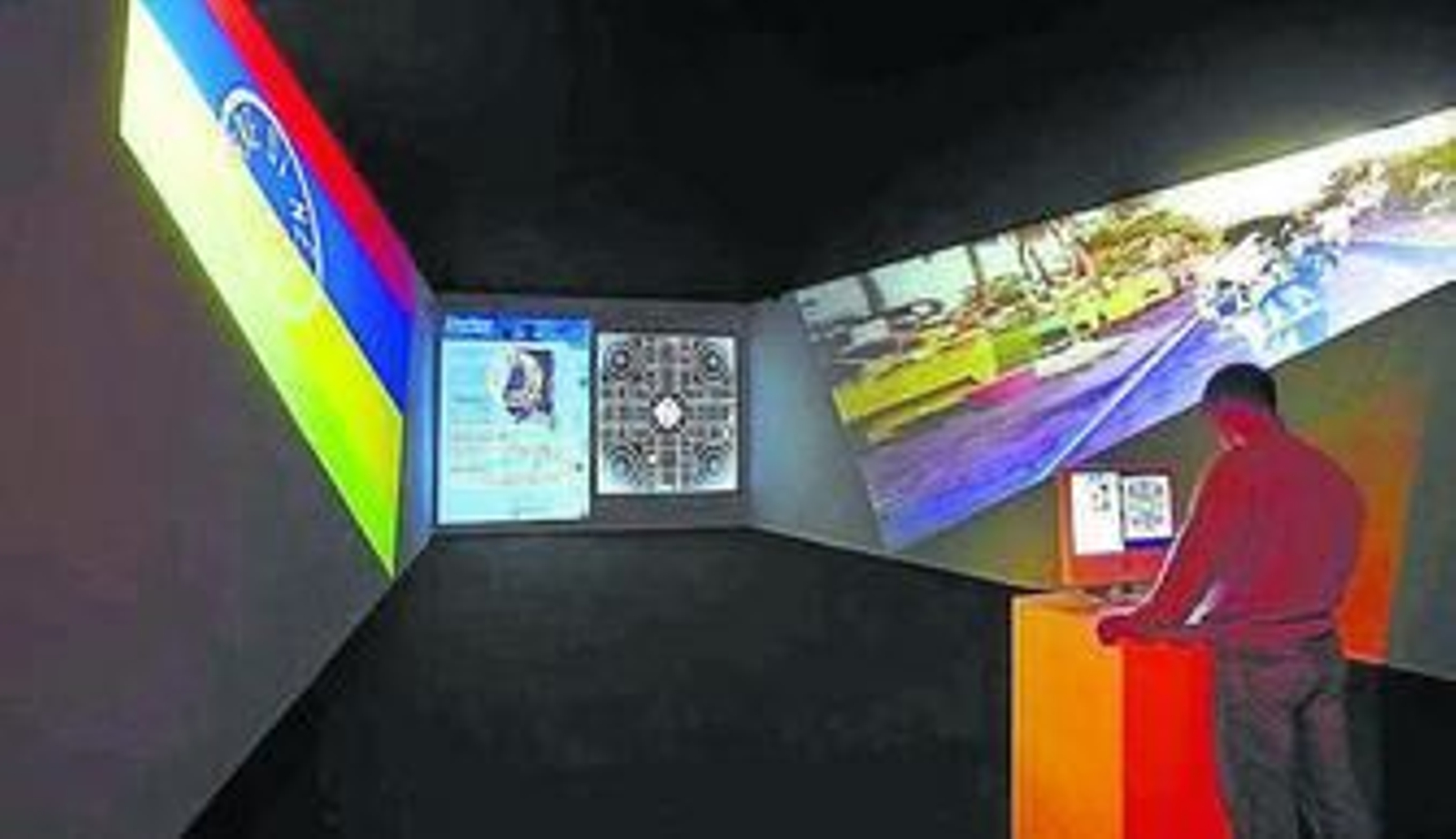 Pieza de la anterior Biacs, dedicada a la relación con la tecnología.