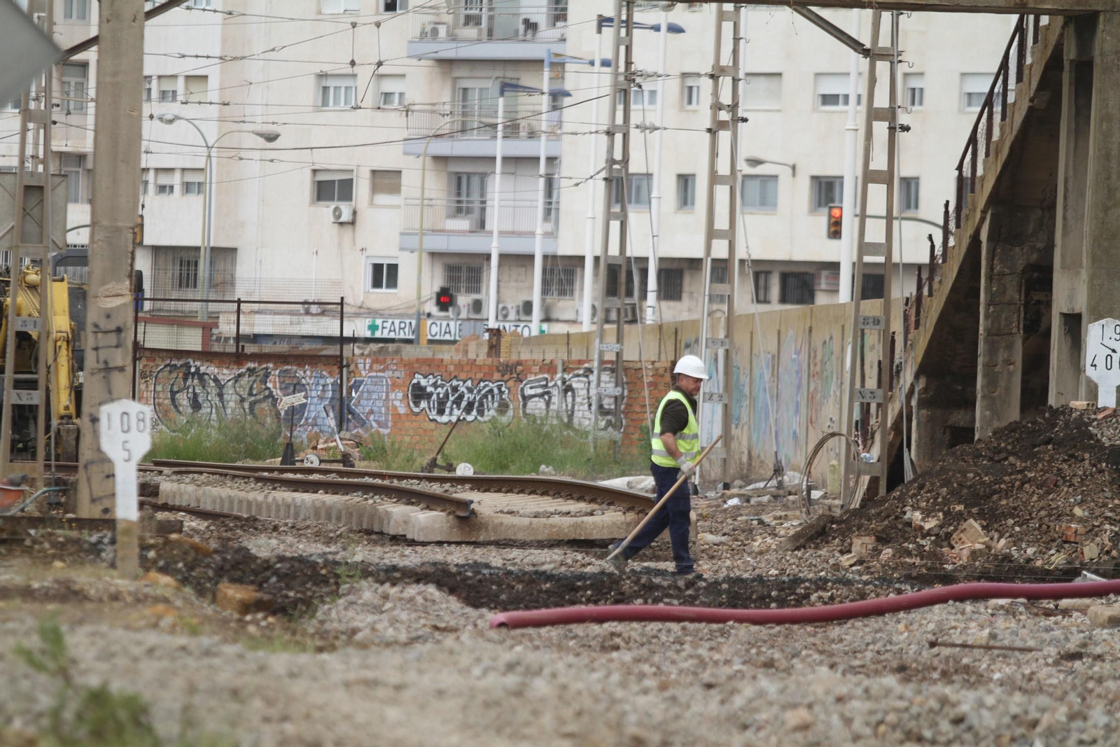 Los últimos preparativos de la estación de tren, en imágenes