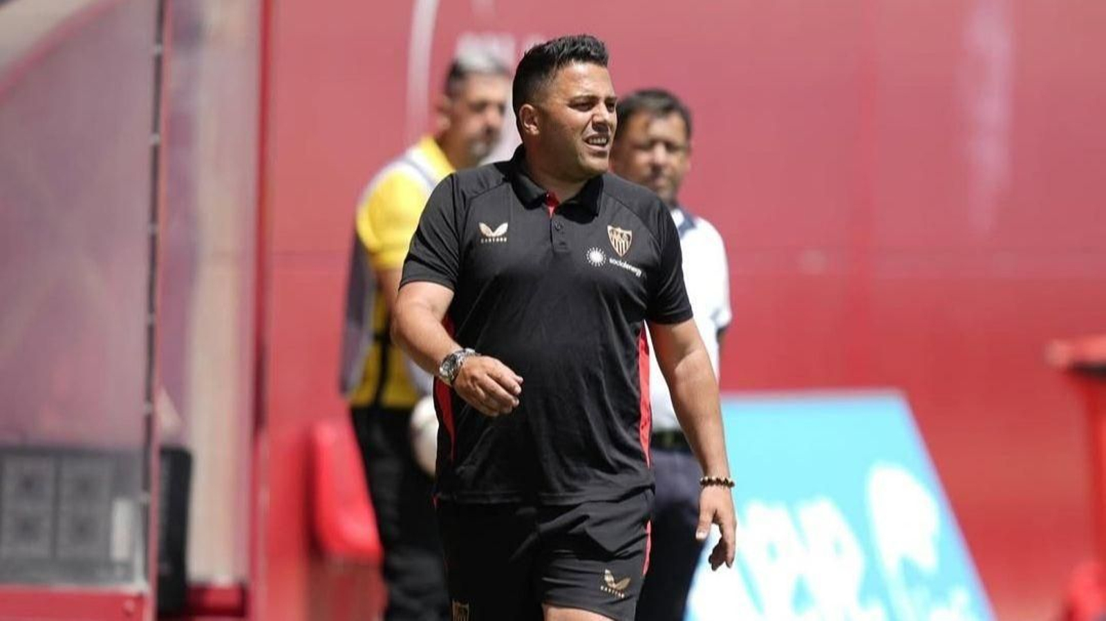 David Losada durante un encuentro del Sevilla Femenino David Losada durante un encuentro del Sevilla Femenino