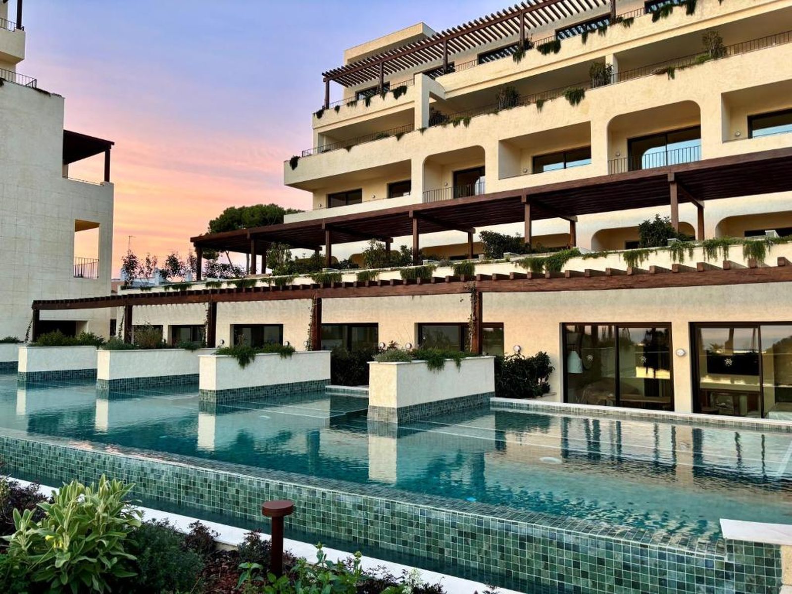 Así es el Punta Bermeja Premium Beach, el nuevo hotel de El Puerto que abre en pleno puente del Día de Andalucía