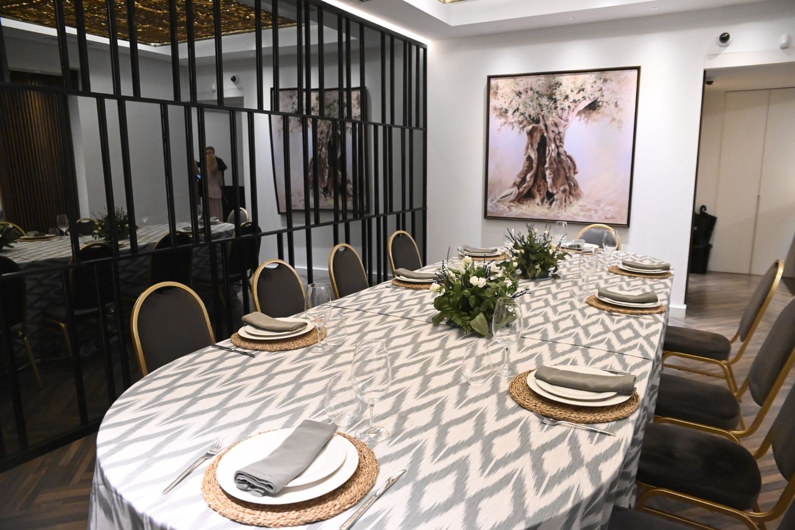 El Bosque presenta su nueva propuesta gastronómica en una velada única, en fotos