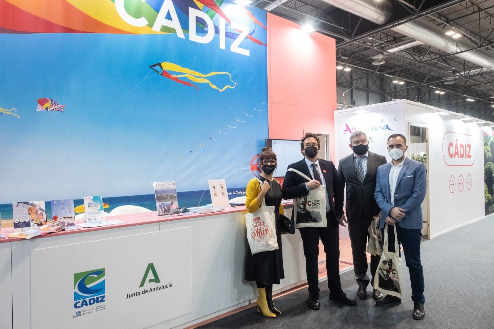 A Paco Cano le queda estrecha la chaqueta