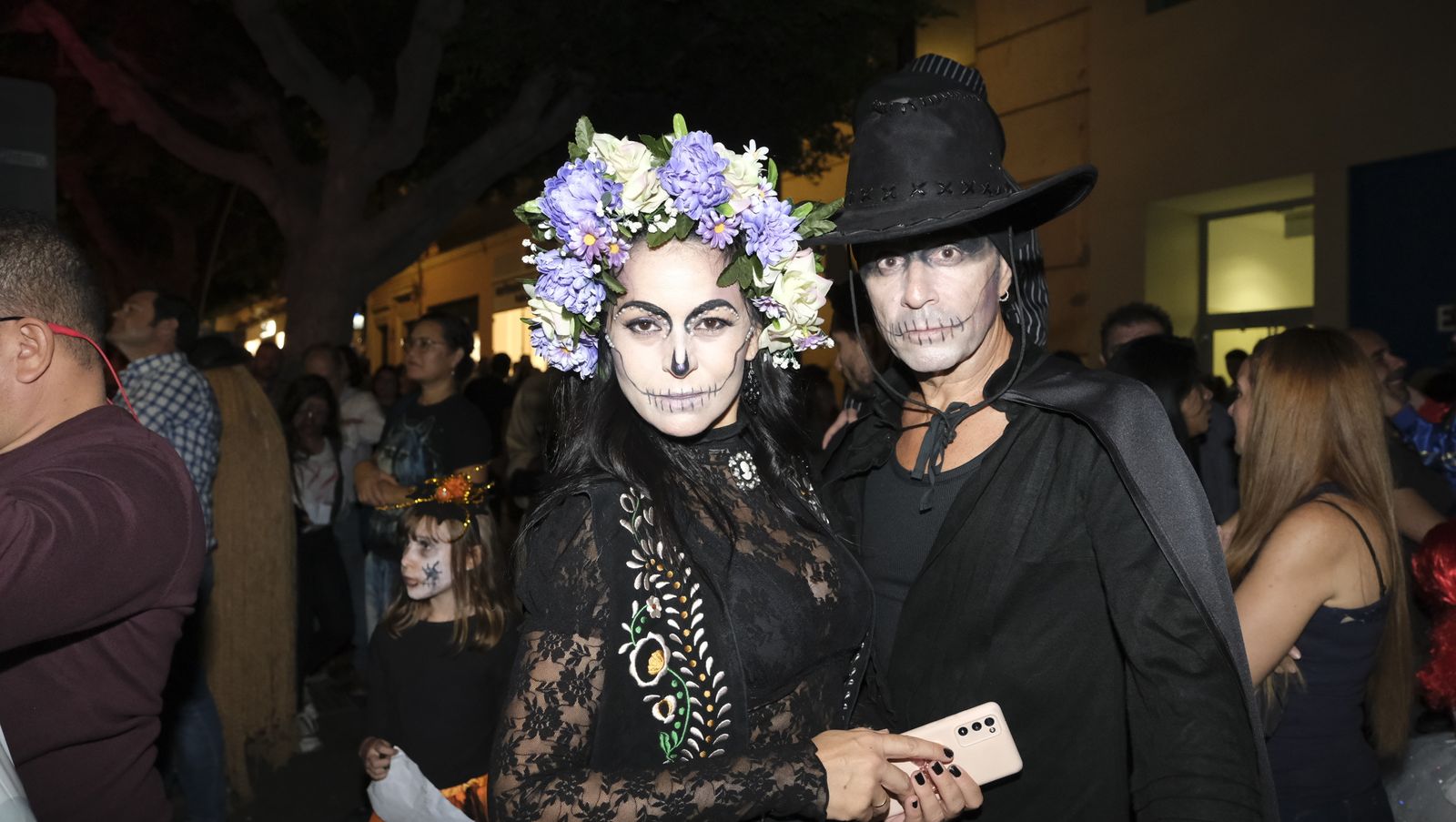 Las imágenes de la Noche en Negro en Almería, Halloween.