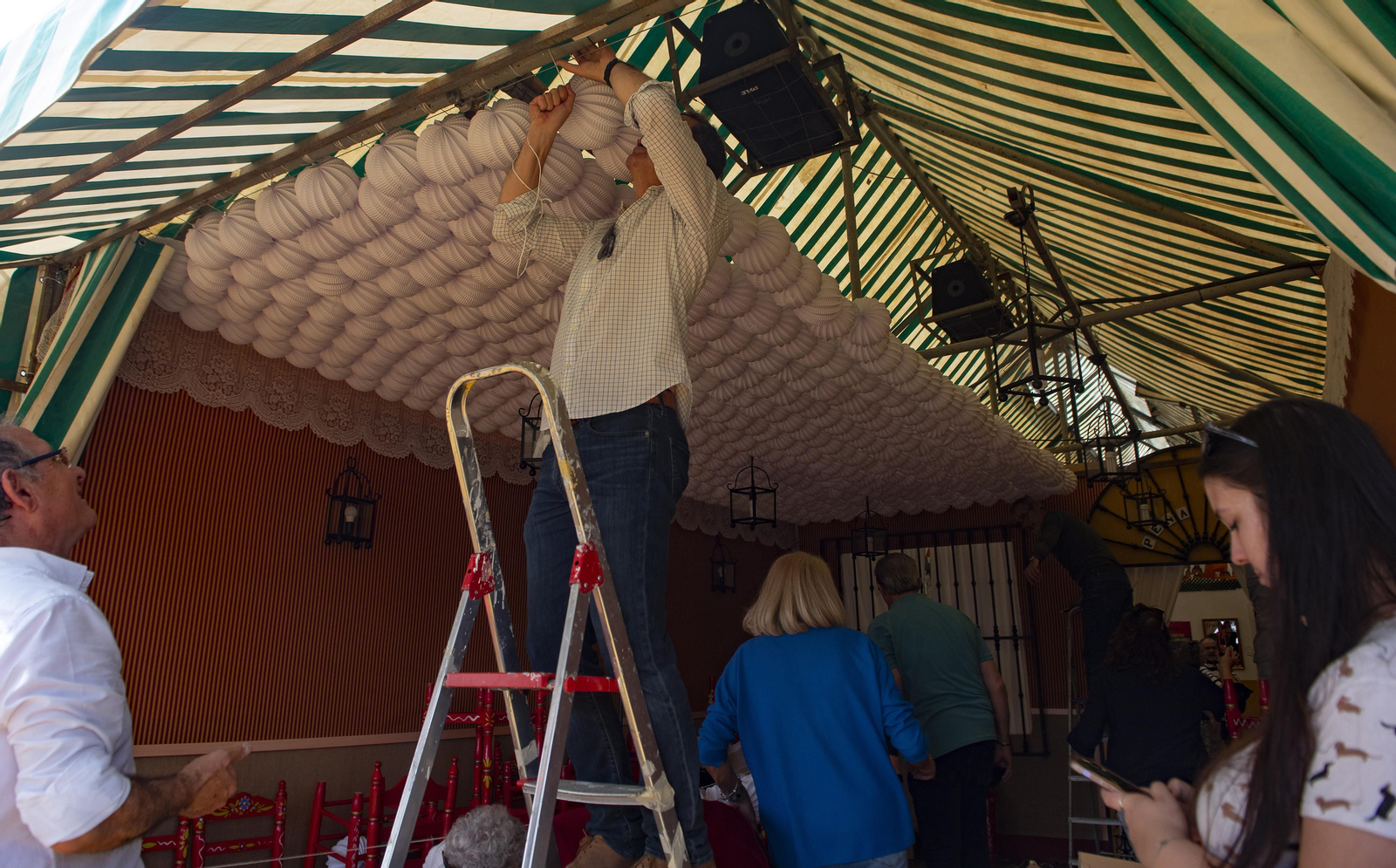 Últimos preparativos, y primeras recepciones en la Feria de Abril 2023