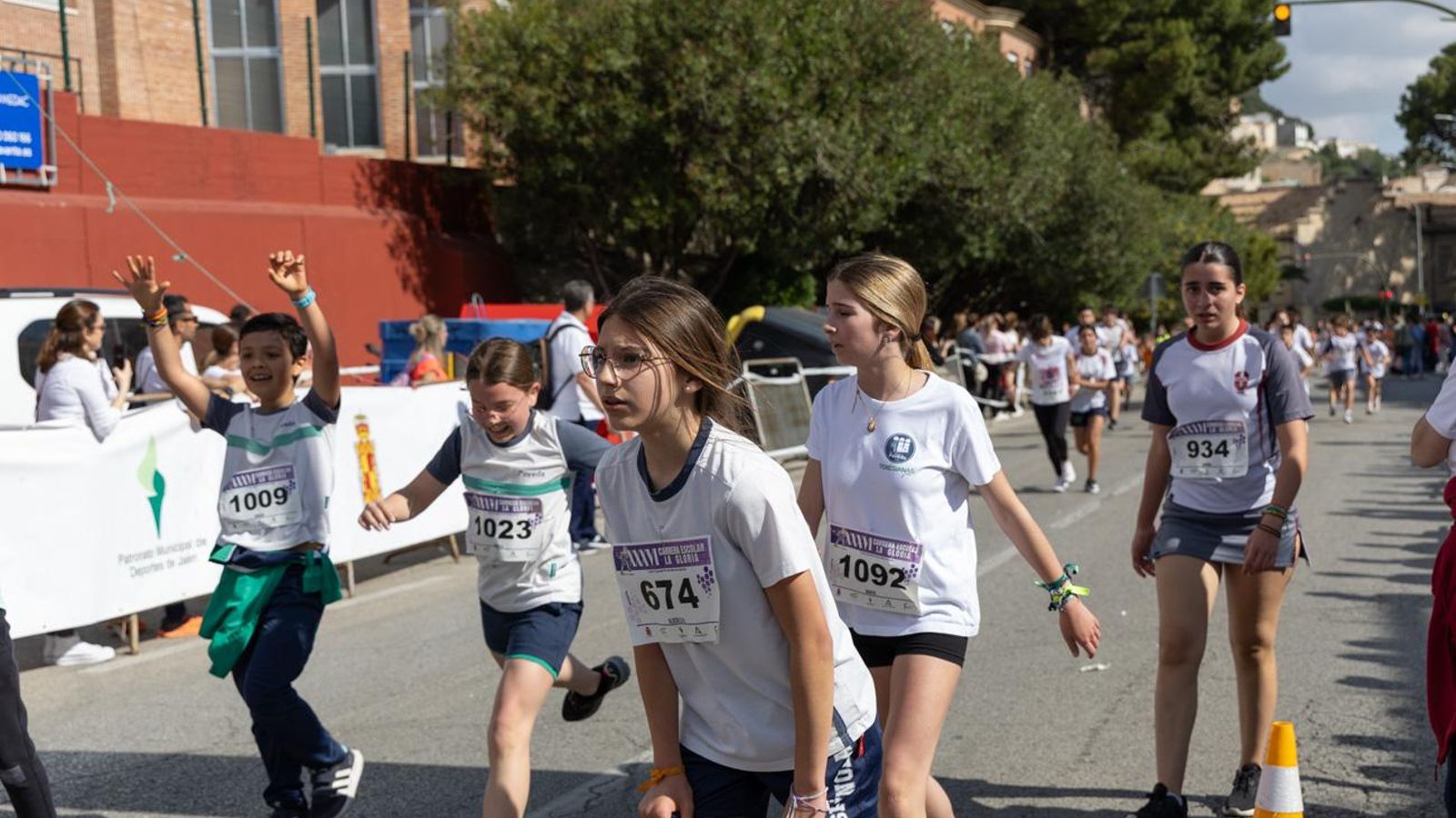 La carrera escolar de “La Gloria” que aúna inclusión y solidaridad, en imágenes