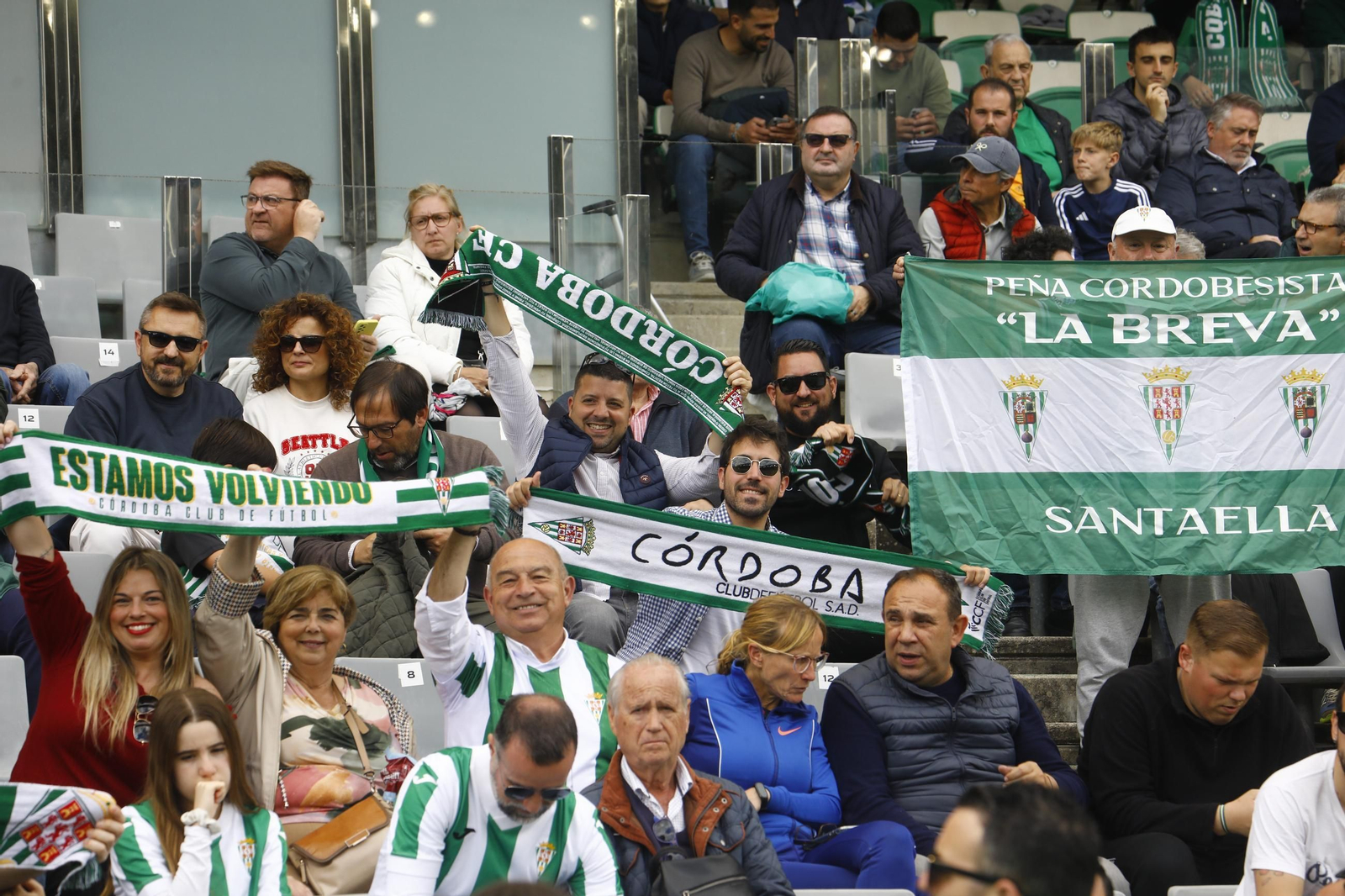 Las mejores fotos del imponente ambiente en El Arcángel para el Córdoba CF - Real Oviedo
