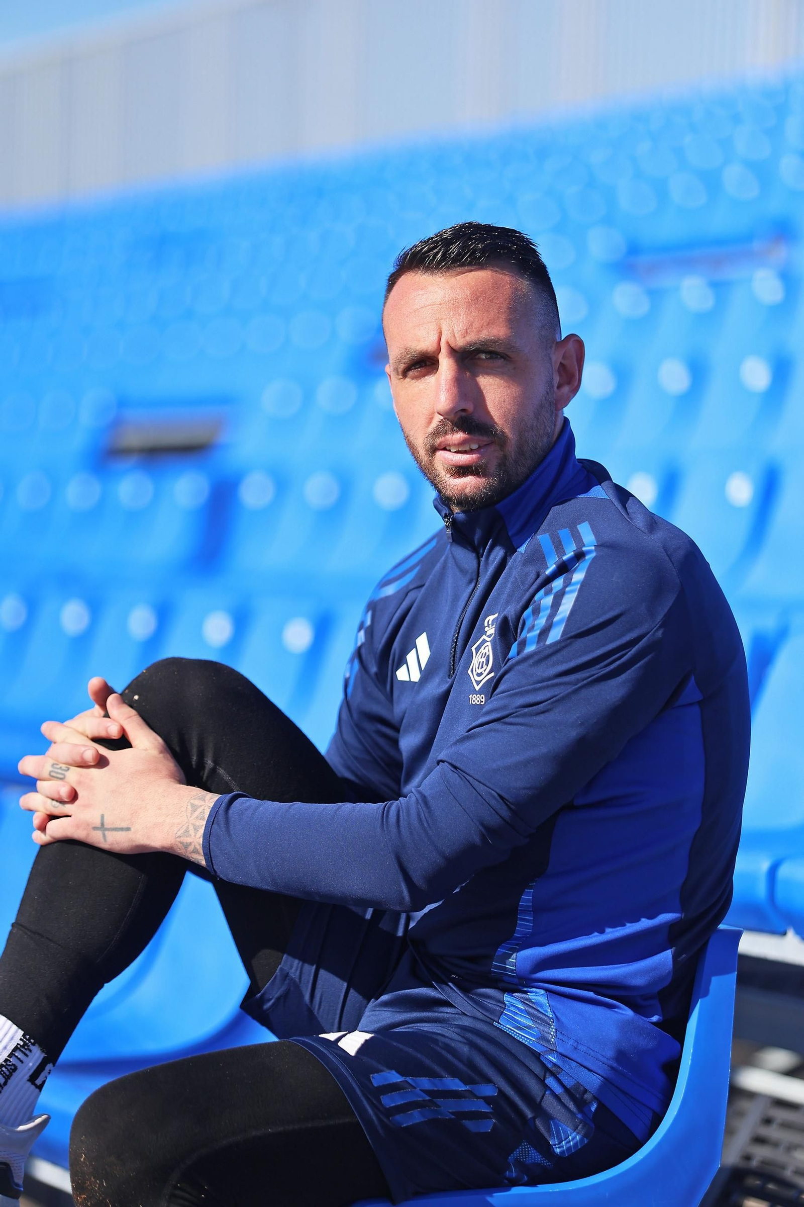 Rubén Gálvez, en las gradas del estadio Antonio Toledo.