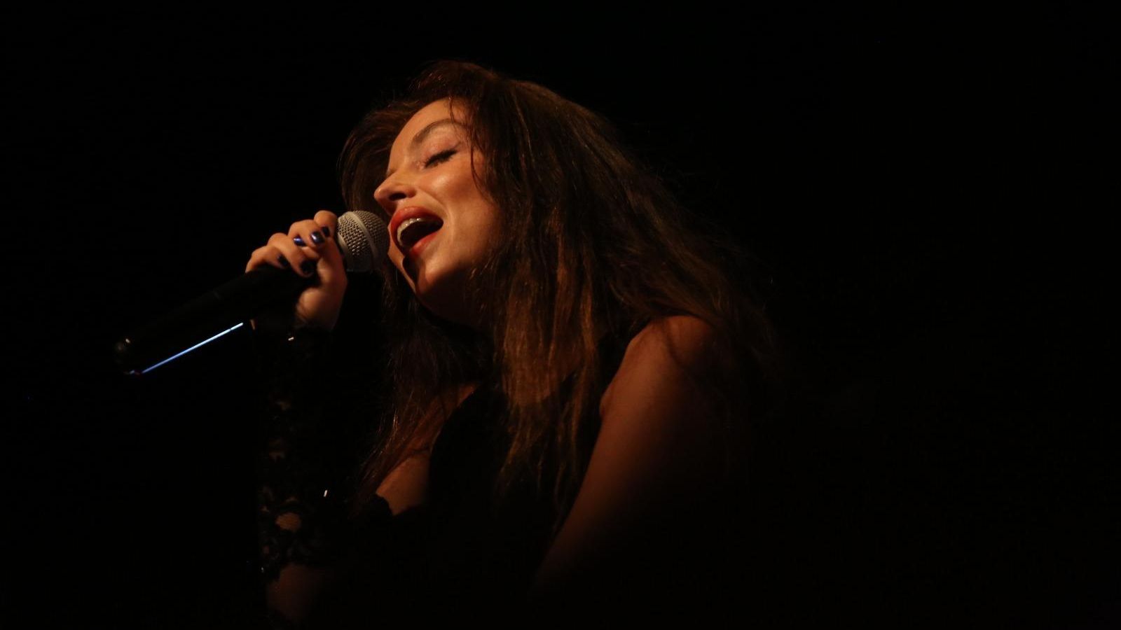 Soleá Morente, durante su concierto en el Auditorio Edgar Neville.