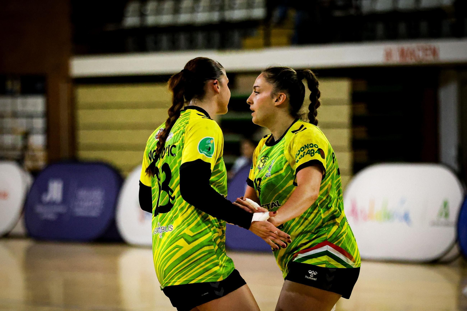 El Costa del Sol Málaga sabe sufrir (22-21)