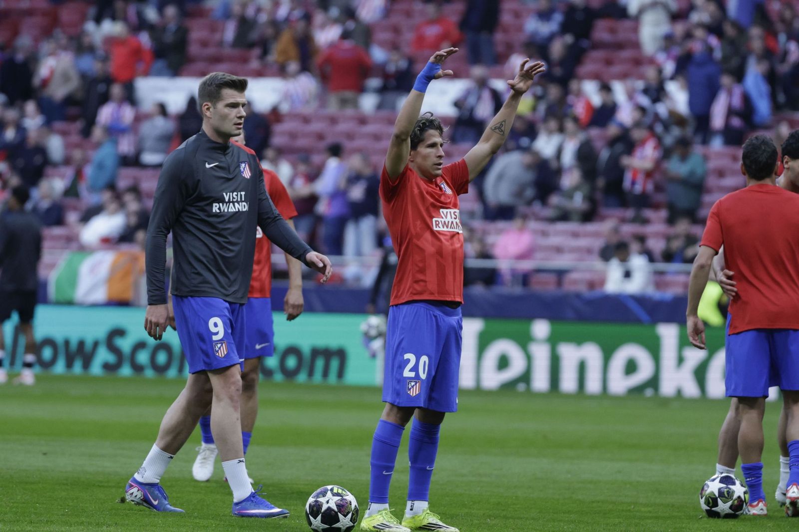 Las fotos del Atlético de Madrid - Brujas