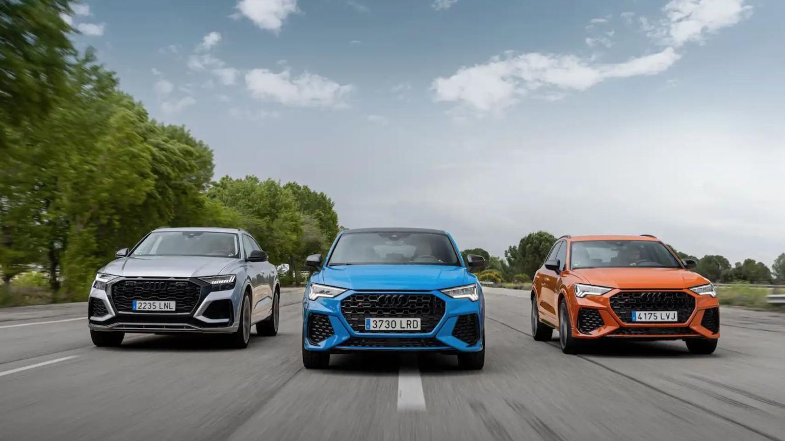 Entre los RS también hay SUV como los RS Q3 con dos carrocerías, o el RS Q8. Los primeros con 400 CV, como los RS 3; el segundo con 600 CV de su motor 4.0 TFSI, un V8 biturbo.