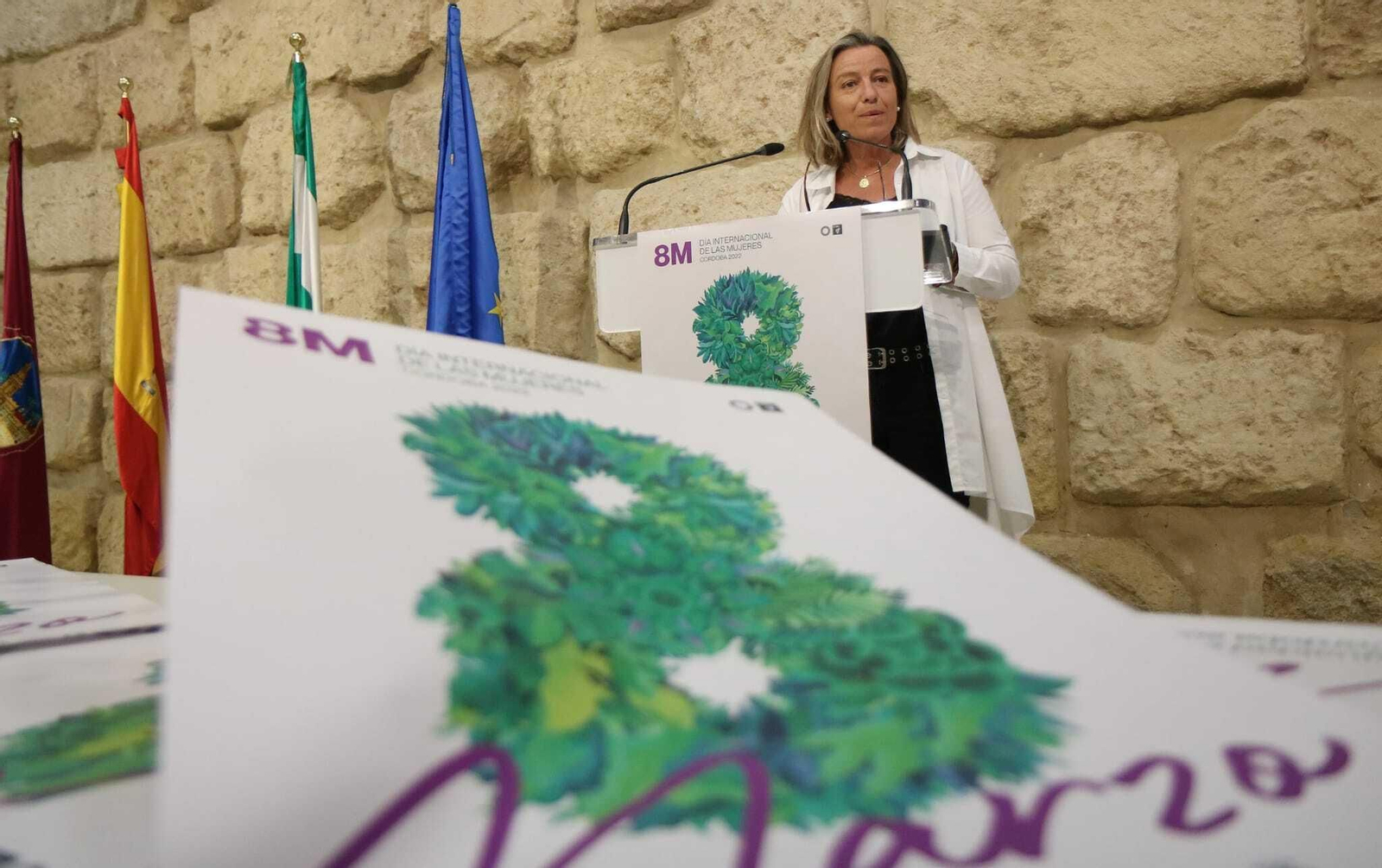Isabel Albás durante la presentación de los actos por el 8-M organizados por el Ayuntamiento.